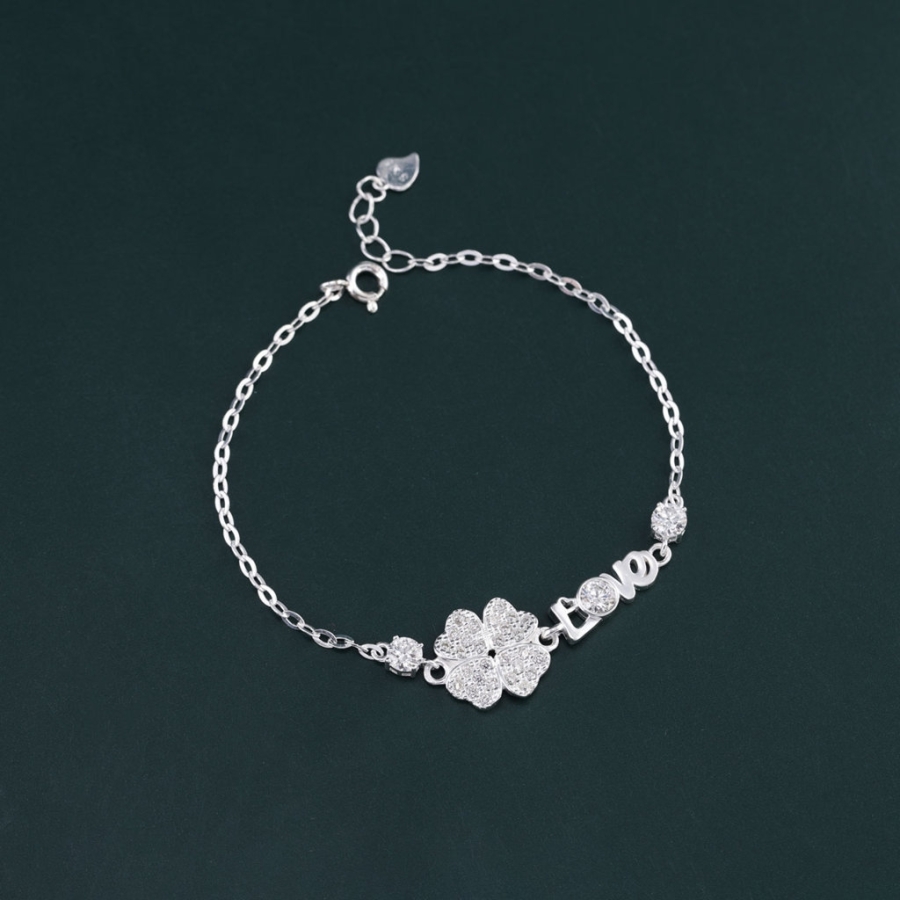 Lắc tay cỏ 4 lá chữ Love đính full kim cương Moissanite 4.0mm - Kiểm định GRA LTNM0025