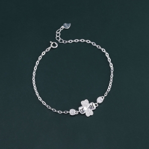 Lắc tay cỏ 4 lá may mắn đính full kim cương Moissanite 4.0mm - Kiểm định GRA LTNM0026