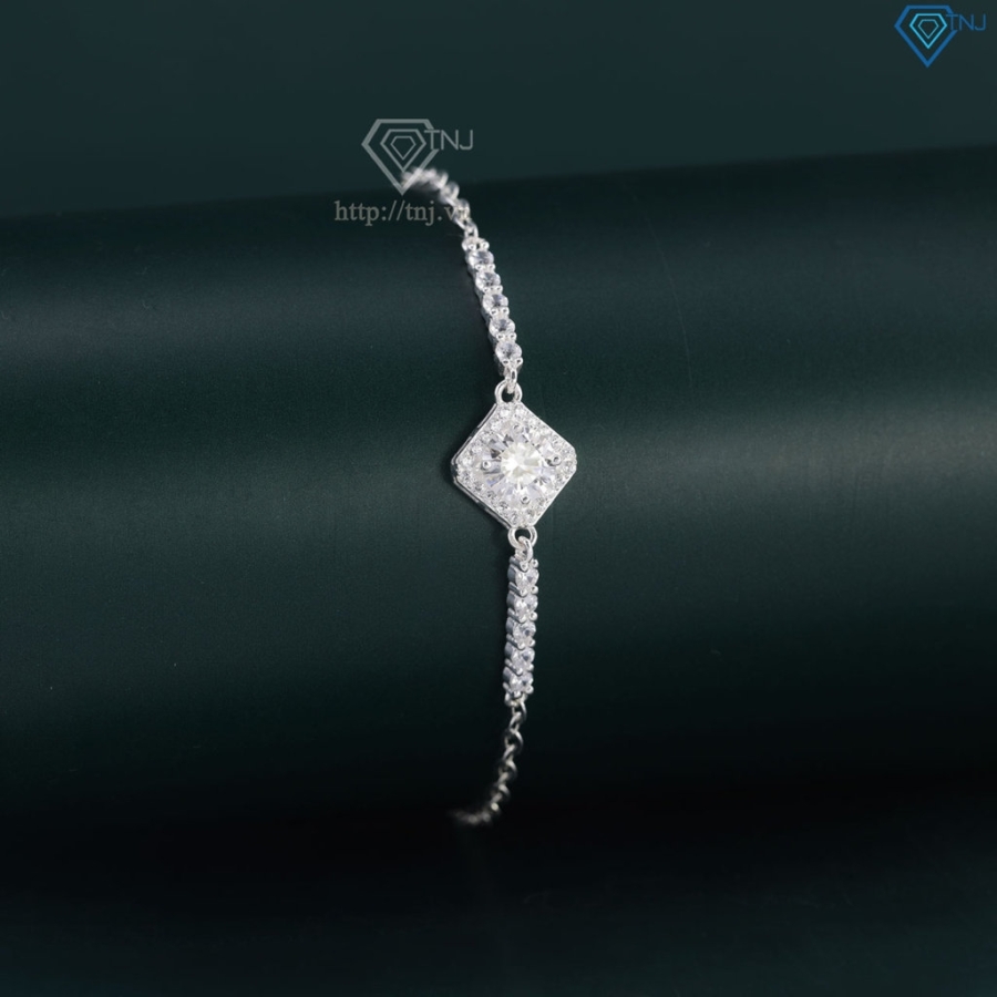 Lắc tay bạc nữ mặt hình vuông đính kim cương Moissanite 6.0mm LTNM0029