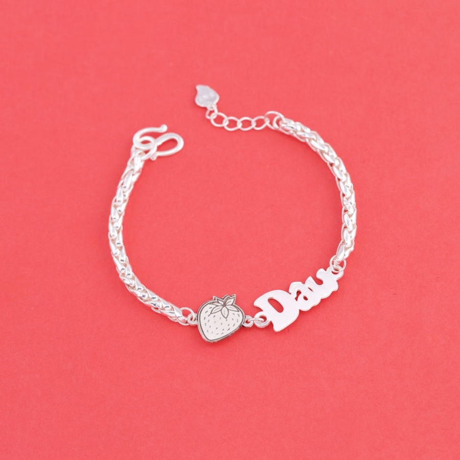Lắc bạc cho bé gái khắc tên hình quả Dâu LTT0224