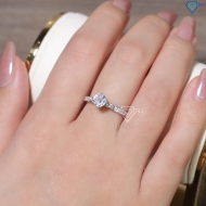 Nhẫn bạc nữ hoạ tiết hình chiếc nơ xi kim đính đá NN0532-XK