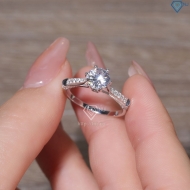 Nhẫn bạc nữ đơn giản xi kim đính đá NN0534-XK