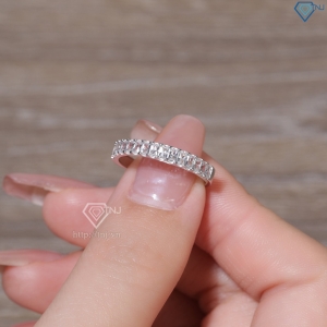 Nhẫn bạc nữ dạng tròn xi kim đính đá Baguette NN0537-XK
