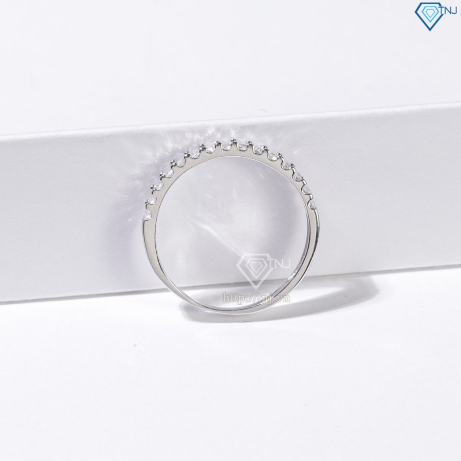 Nhẫn bạc nữ dạng tròn xi kim đính đá Baguette NN0537-XK