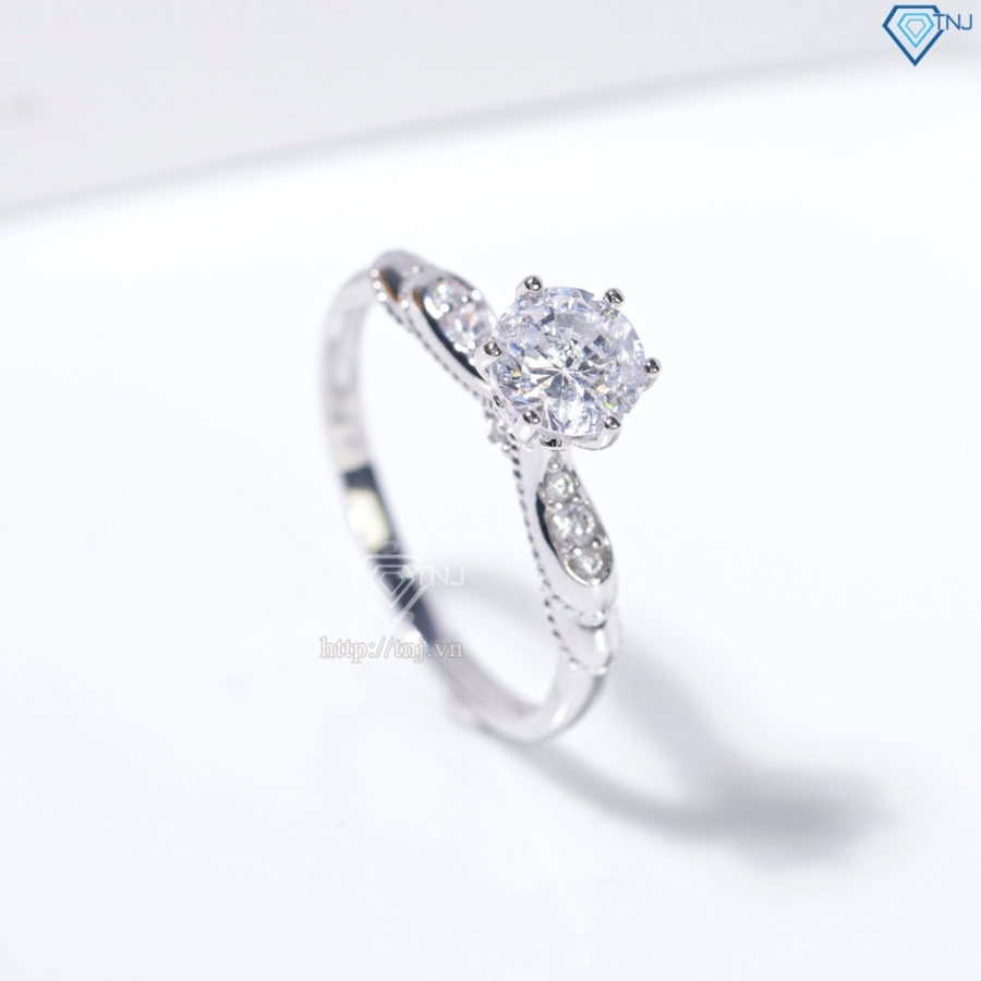 Nhẫn bạc nữ xi kim đính đá chủ cao NN0539-XK