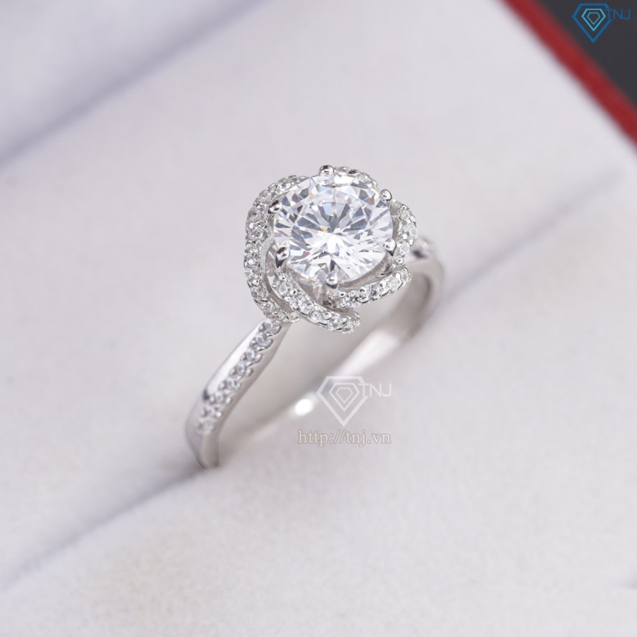 Nhẫn bạc nữ xi kim mặt bông hoa đính đá sang trọng NN0531-XK