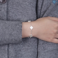 Lắc tay bạc nữ cỏ 4 lá đính đá trắng LTN0439 - Trang Sức TNJ