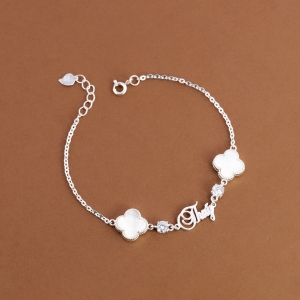 Lắc tay bạc nữ hình cỏ 4 lá trắng khắc tên theo yêu cầu LTN0455