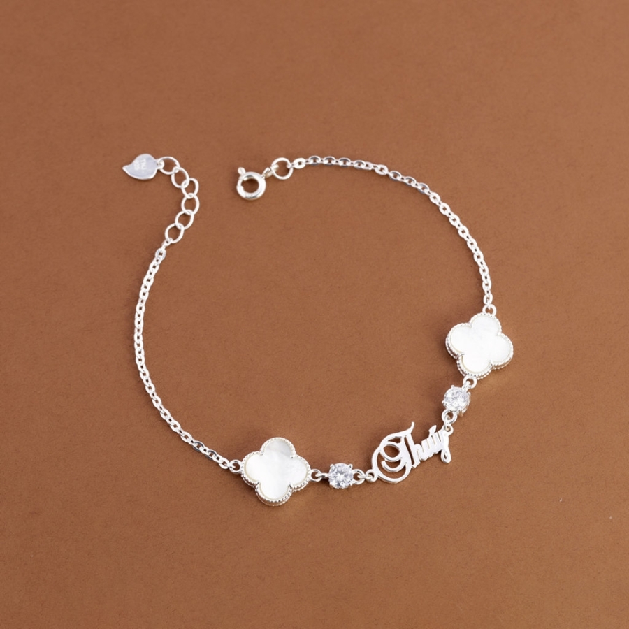 Lắc tay bạc nữ hình cỏ 4 lá trắng khắc tên theo yêu cầu LTN0455