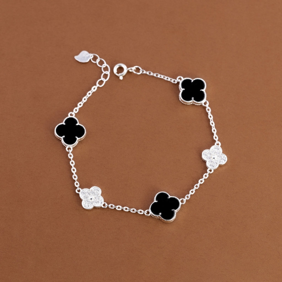 Lắc tay bạc nữ cỏ 4 lá đính đá đen LTN0456