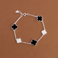 Lắc tay bạc nữ cỏ 4 lá đính đá đen LTN0456