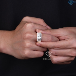 Nhẫn nam bạc hoạ tiết kẻ caro cách điệu NNA0890