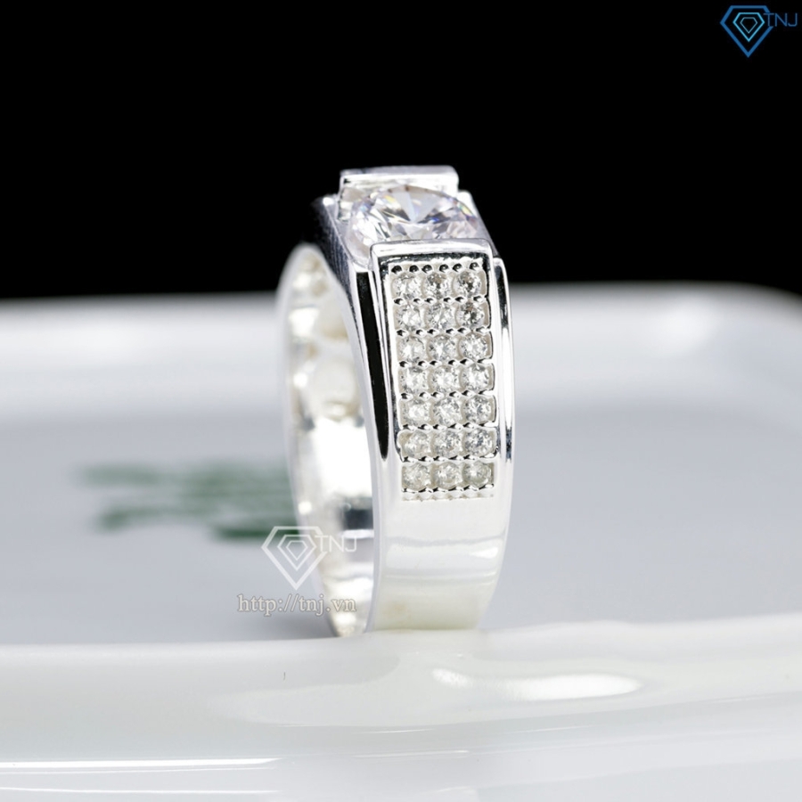 Nhẫn nam bạc đính đá chìm bản nhỏ NNA0892