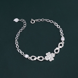 Quà valentine cho người yêu lắc tay bạc nữ hình cỏ 4 lá dây họa tiết vô cực LTN0130