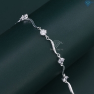 Lắc tay bạc nữ đính đá thiết kế uốn lượn tinh tế LTN0457