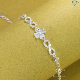 Quà 8 3 cho người yêu lắc tay cỏ 4 lá đính full kim cương Moissanite d