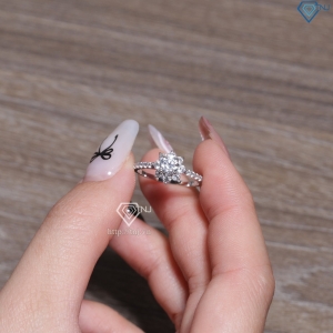 Nhẫn bạc nữ bông hoa đính đá trắng xi kim NN0559-XK