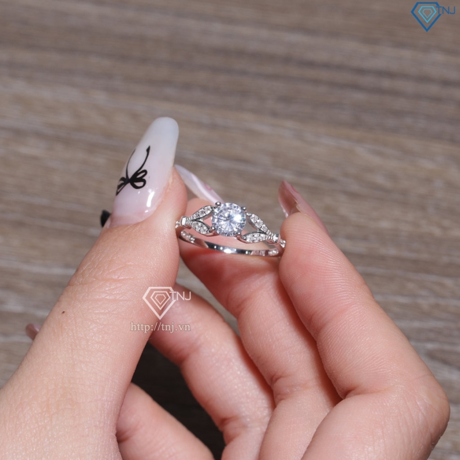 Nhẫn bạc nữ xi kim hoạ tiết chiếc lá NN0563-XK