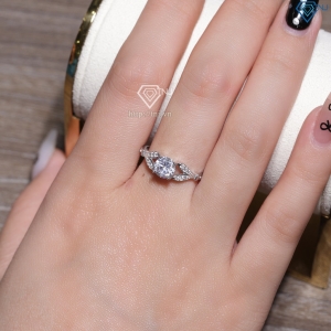 Nhẫn bạc nữ xi kim hoạ tiết chiếc lá NN0563-XK