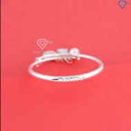 Lắc bạc dạng kiềng cho bé sơ sinh khắc tên hình con ngựa LTT0229