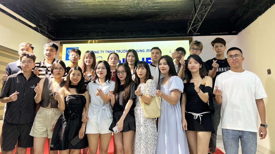TNJ tổ chức Team Building 2025 tại Cát Bà – Vịnh Lan Hạ