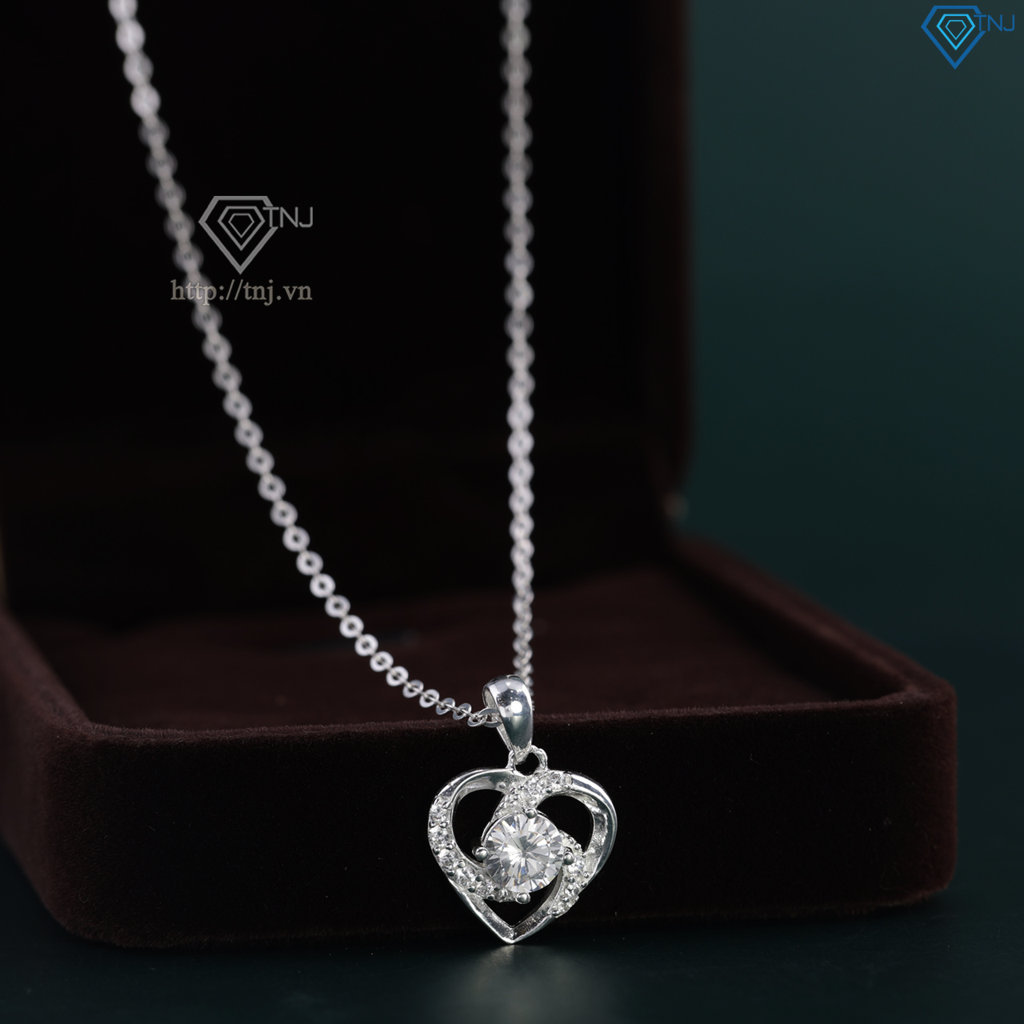 Dây chuyền trái tim đính đá bằng bạc DCN0601