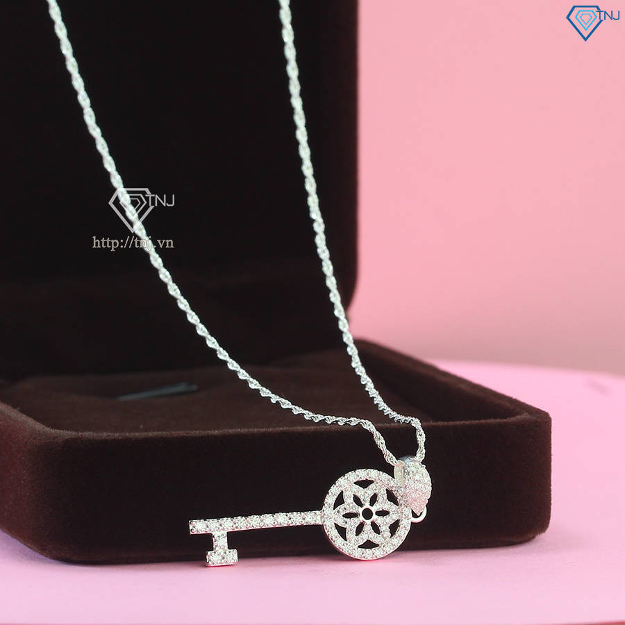 Dây chuyền nữ mặt chìa khoá đính full kim cương Moissanite DCNM0058