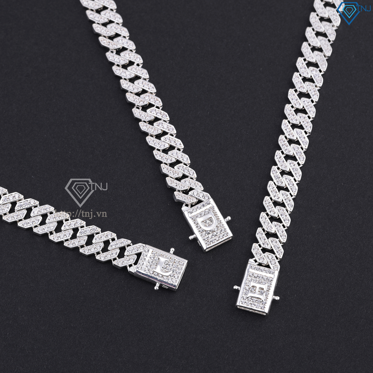 Lắc tay nam Cuban bản 8mm đính chữ cái theo yêu cầu LTA0147