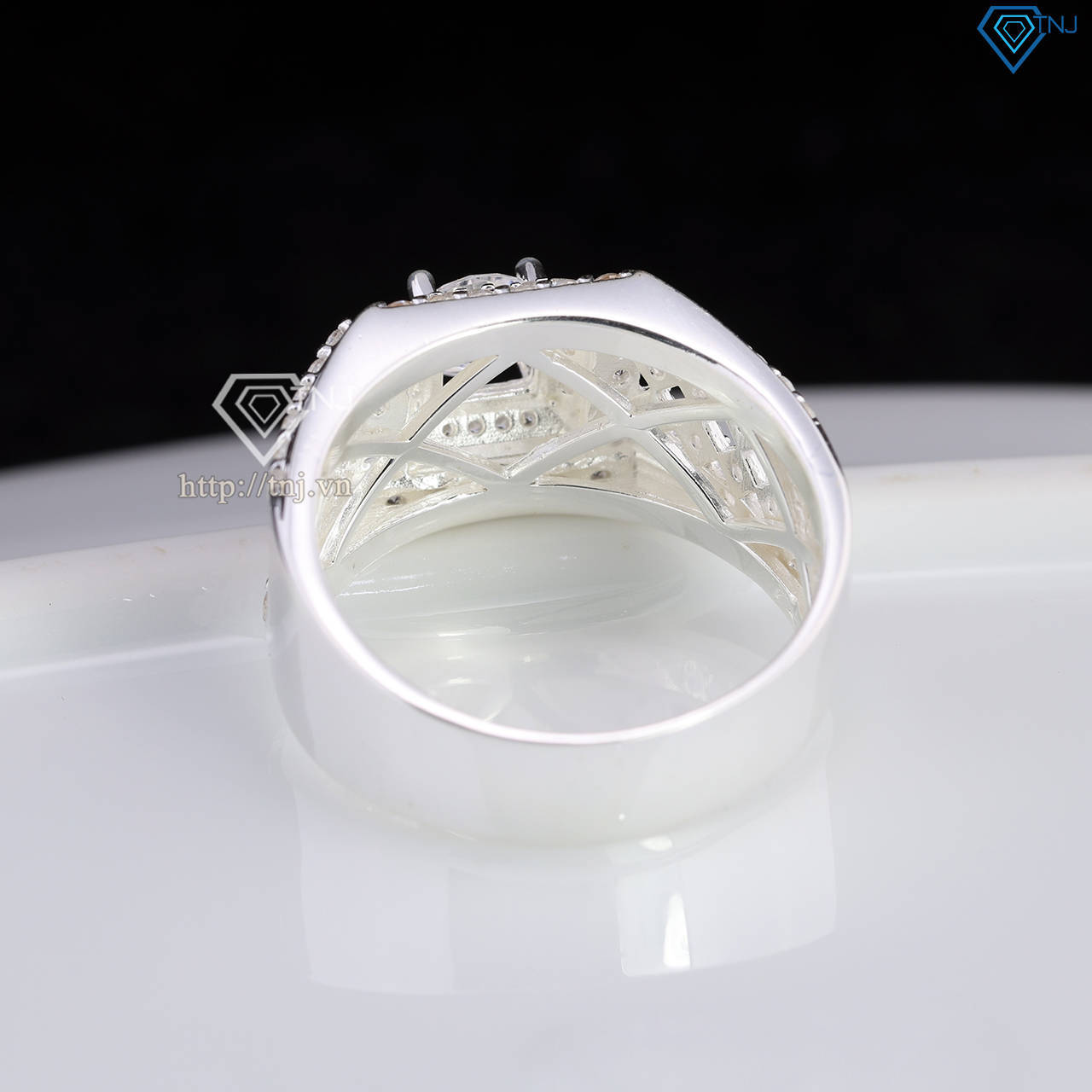 Nhẫn bạc nam kẻ caro đính đá đẹp NNA0811