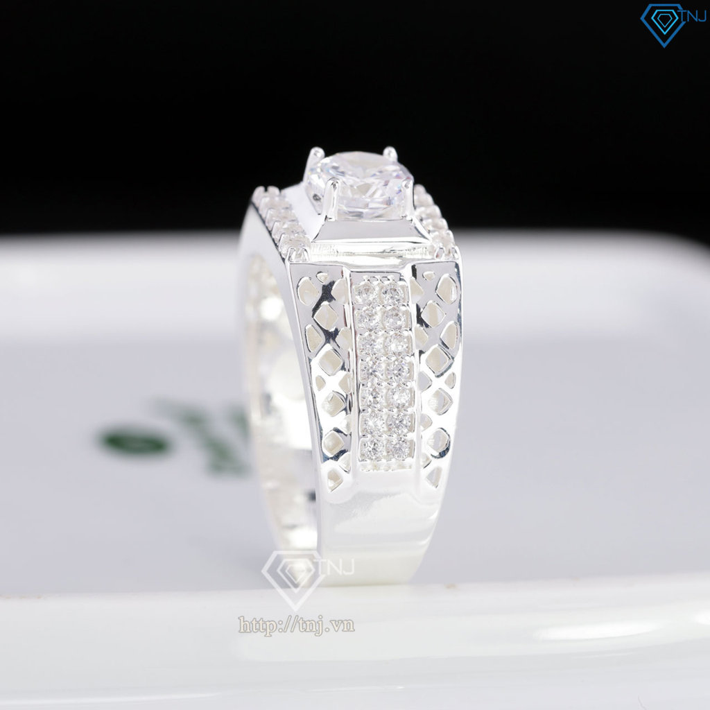 Nhẫn nam bạc hoạ tiết kẻ caro đính đá NNA0868