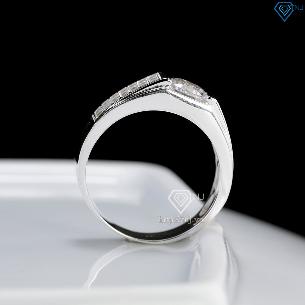 Nhẫn nam bạc đính đá chìm bản nhỏ NNA0892