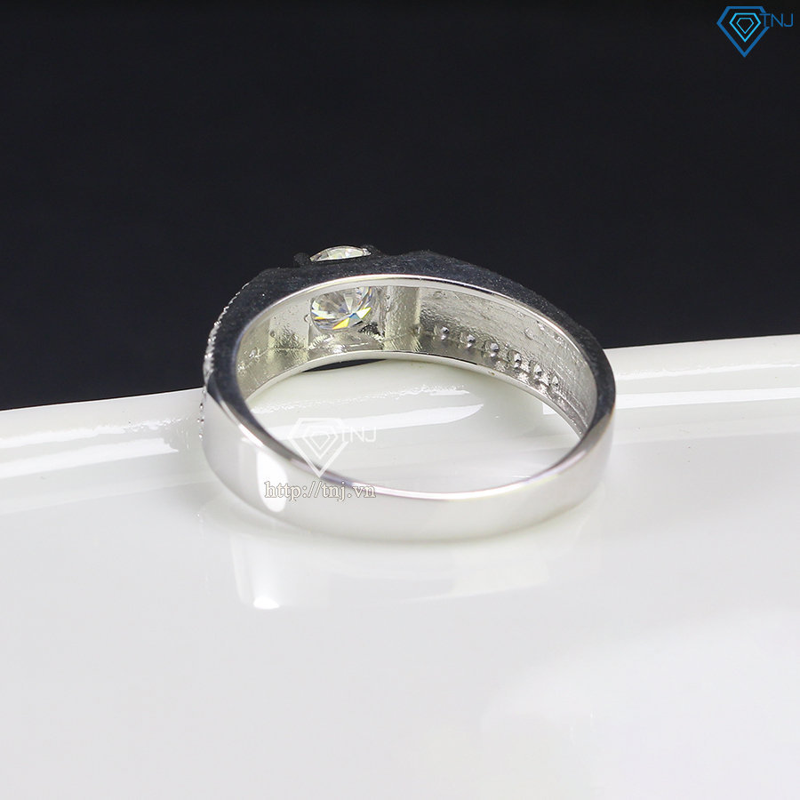 Nhẫn bạc nam bản nhỏ đính kim cương Moissanite 5.5mm - Kiểm định GRA NNAM0070