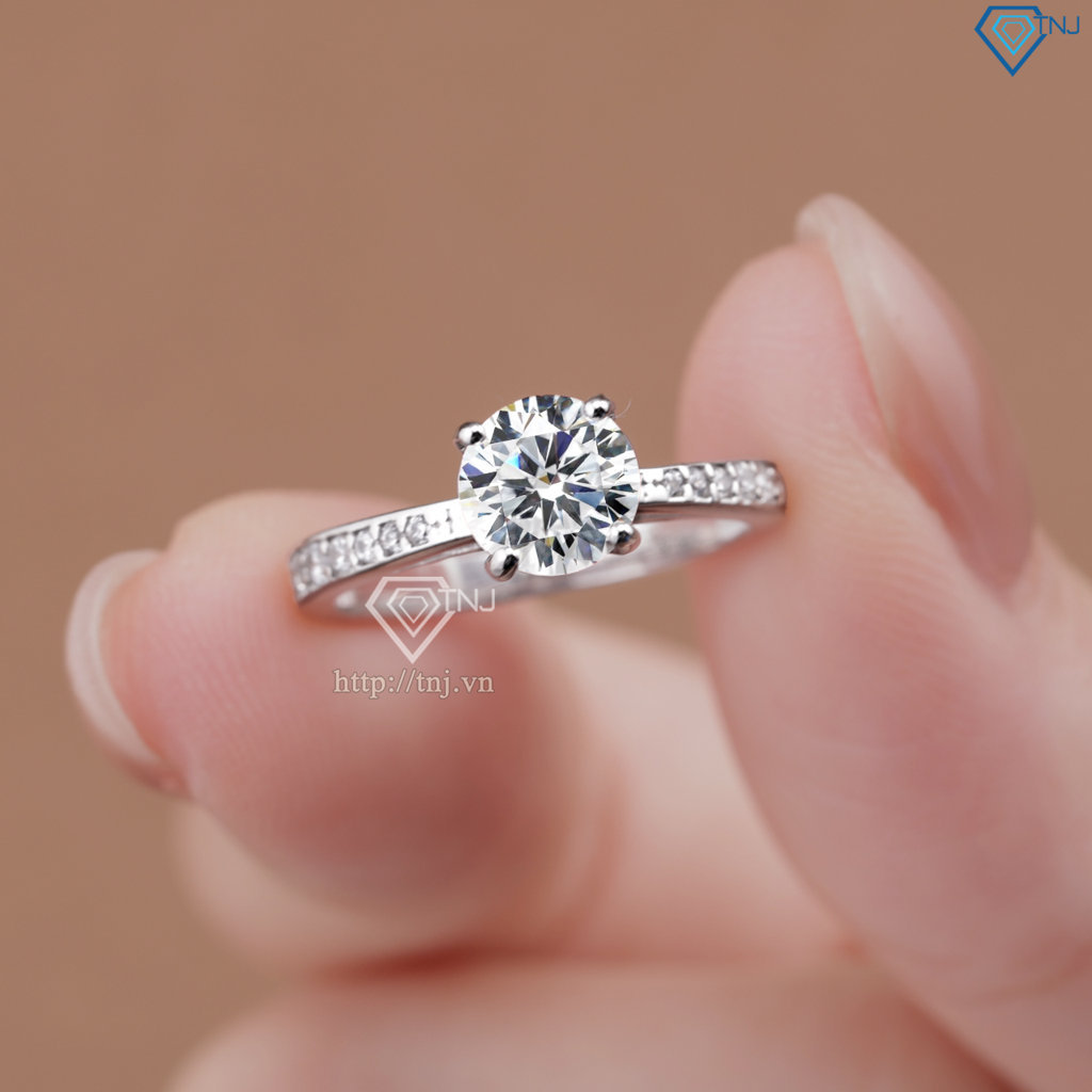 Nhẫn nữ Moissanite đơn giản đá 6.5mm NNM0001