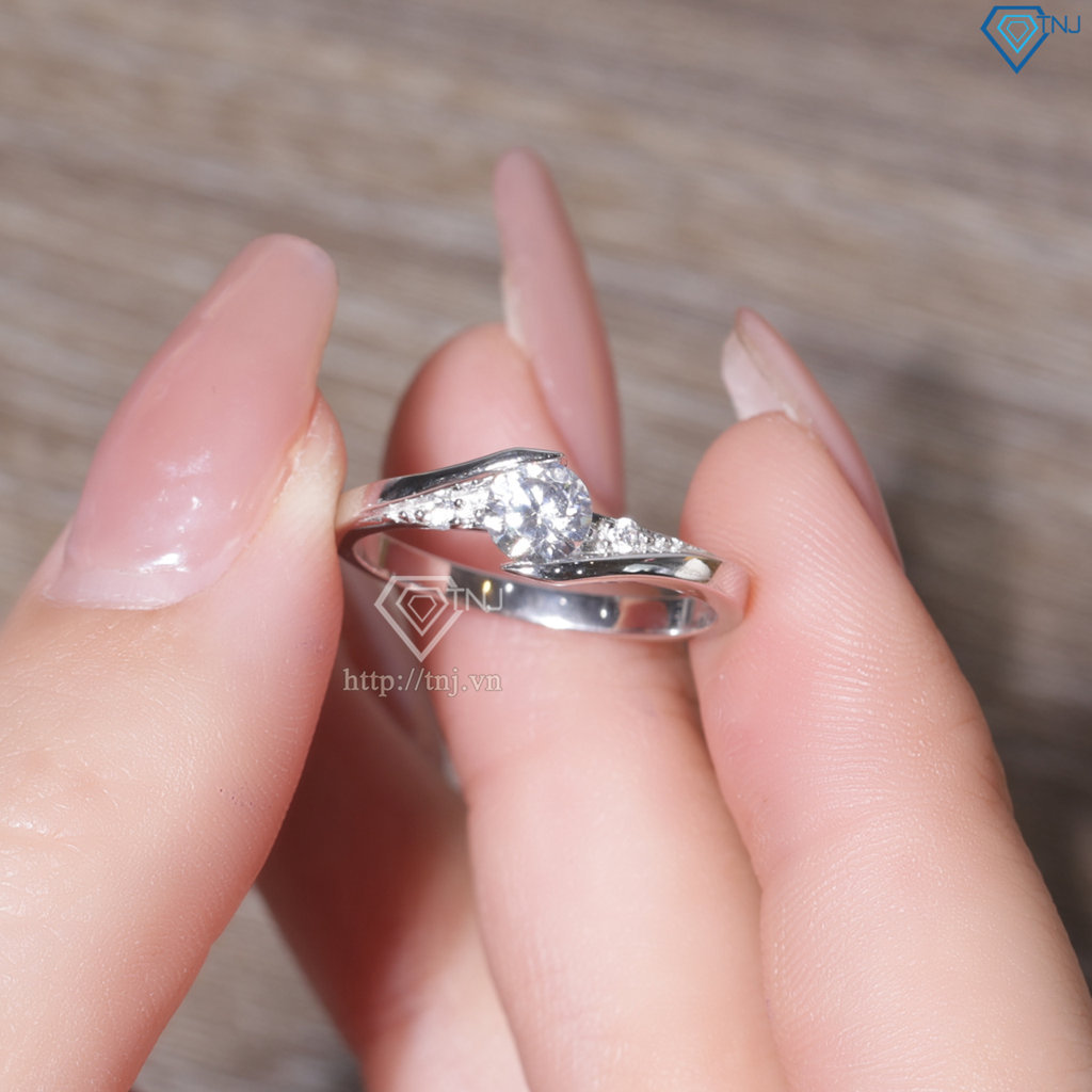 Nhẫn bạc nữ đính đá chìm xi kim NN0340-XK