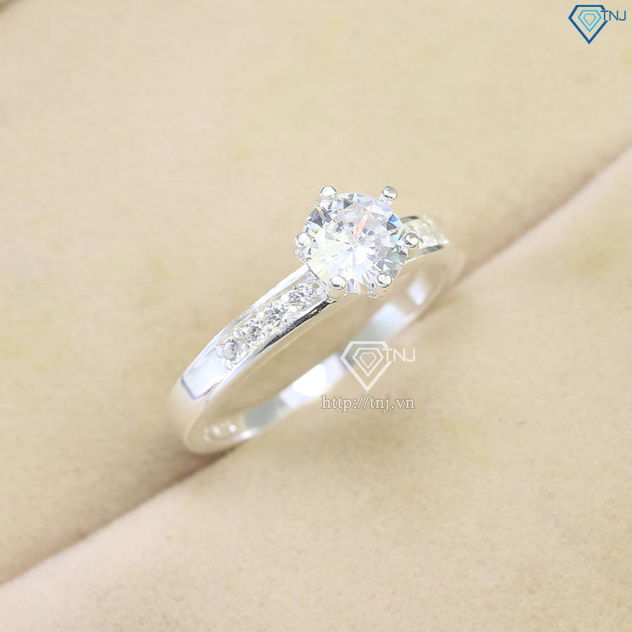 Nhẫn bạc nữ đính đá đơn giản NN0467