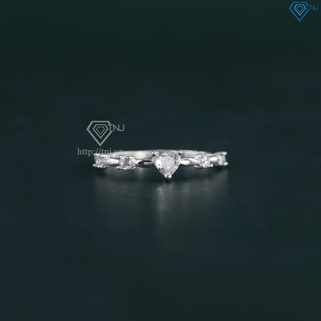 Nhẫn bạc nữ hình trái tim đính đá giá rẻ NN0525