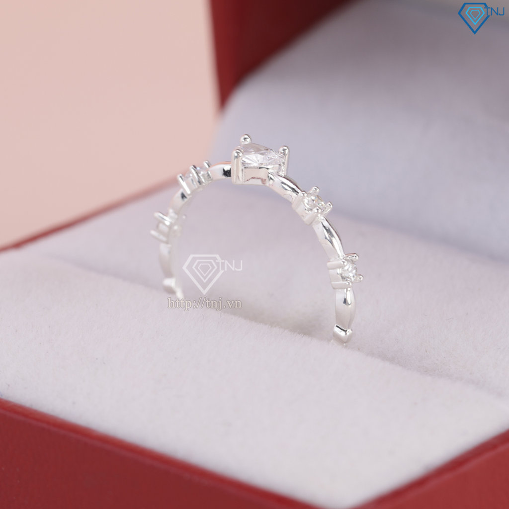 Nhẫn bạc nữ hình trái tim đính đá giá rẻ NN0525