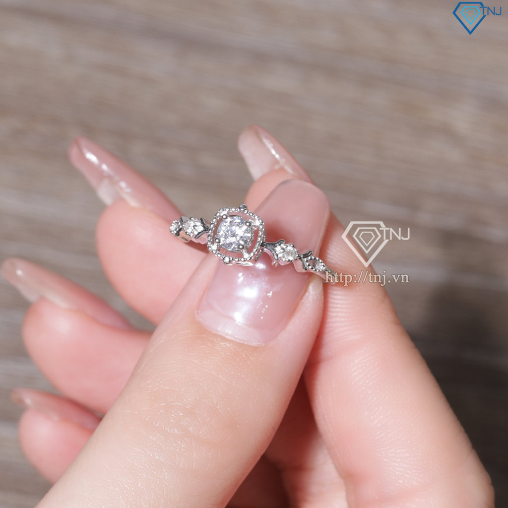Nhẫn bạc nữ mặt đá vuông đính đá xi kim NN0526-XK