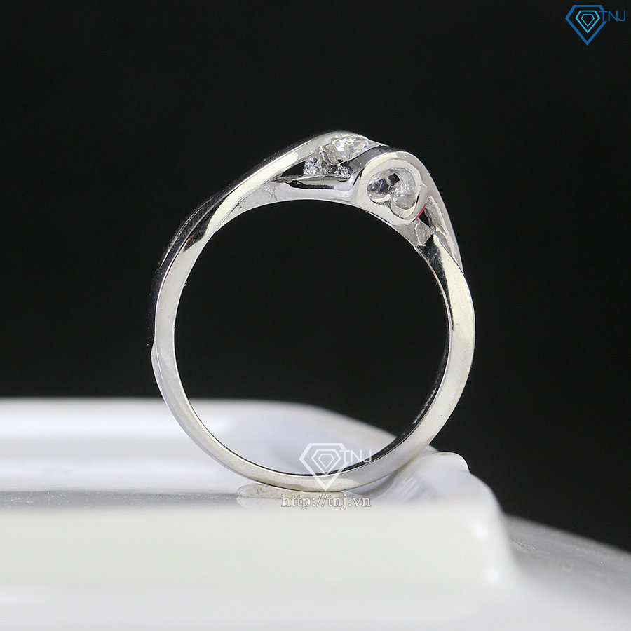 Nhẫn bạc nữ đính kim cương Moissanite chìm 5.0mm - Kiểm định GRA NNM0084