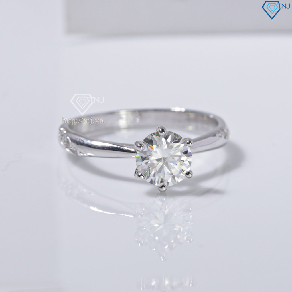 Nhẫn nữ Moissanite đơn giản đính kim cương 6.0mm NNM0096