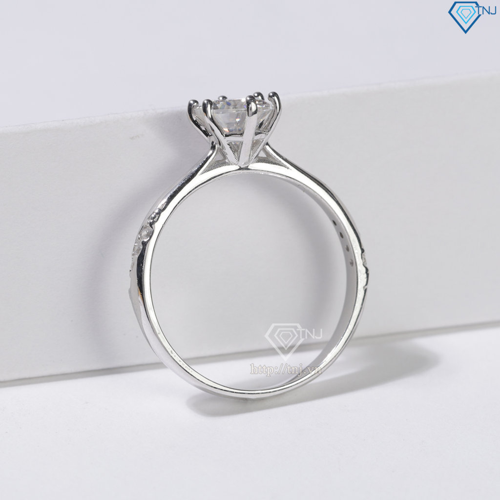 Nhẫn nữ Moissanite đơn giản đính kim cương 6.0mm NNM0096